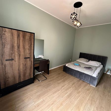 Apartament Aleksandra グニェズノ エクステリア 写真