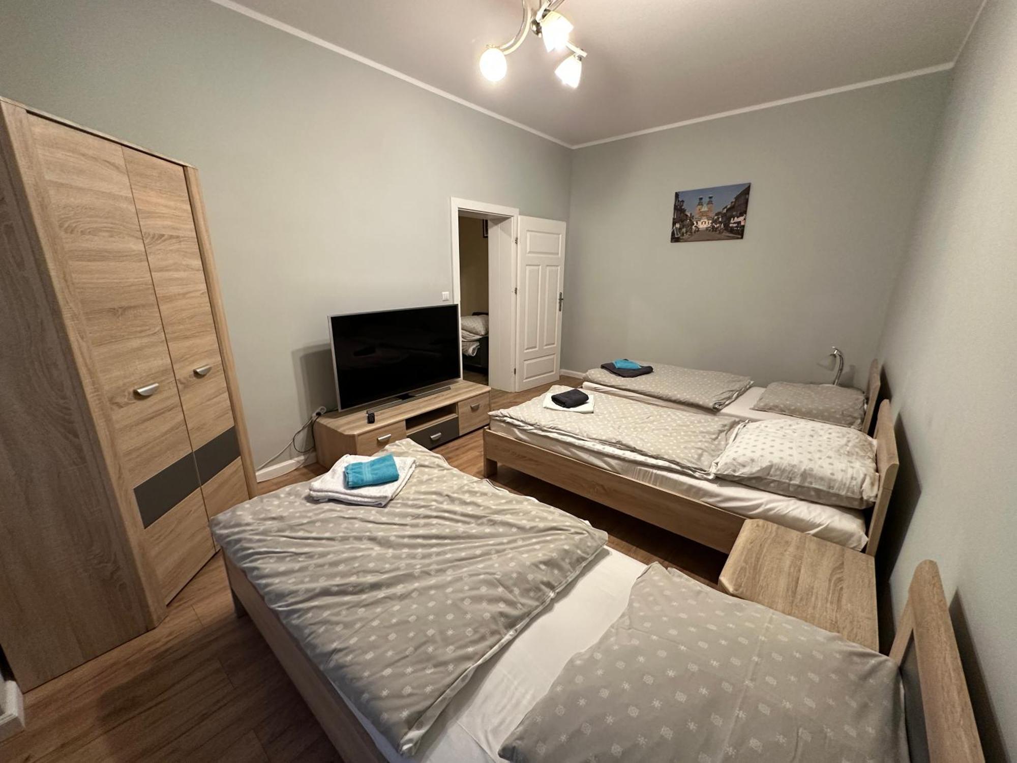 Apartament Aleksandra グニェズノ エクステリア 写真